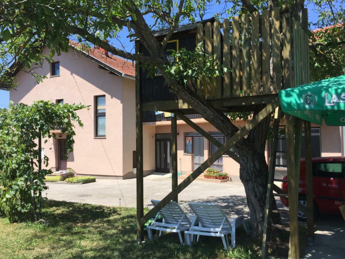 Apartment Karlovac Extérieur photo
