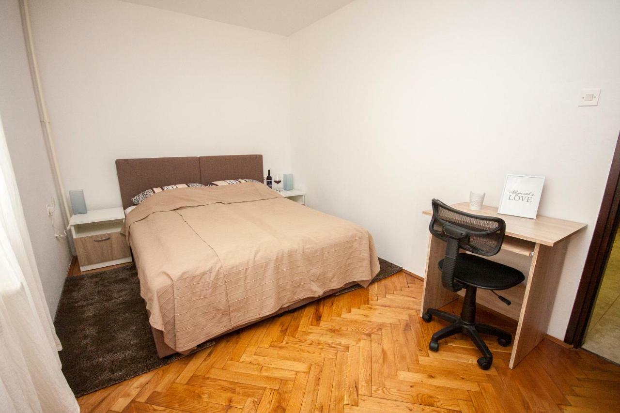 Apartment Karlovac Extérieur photo